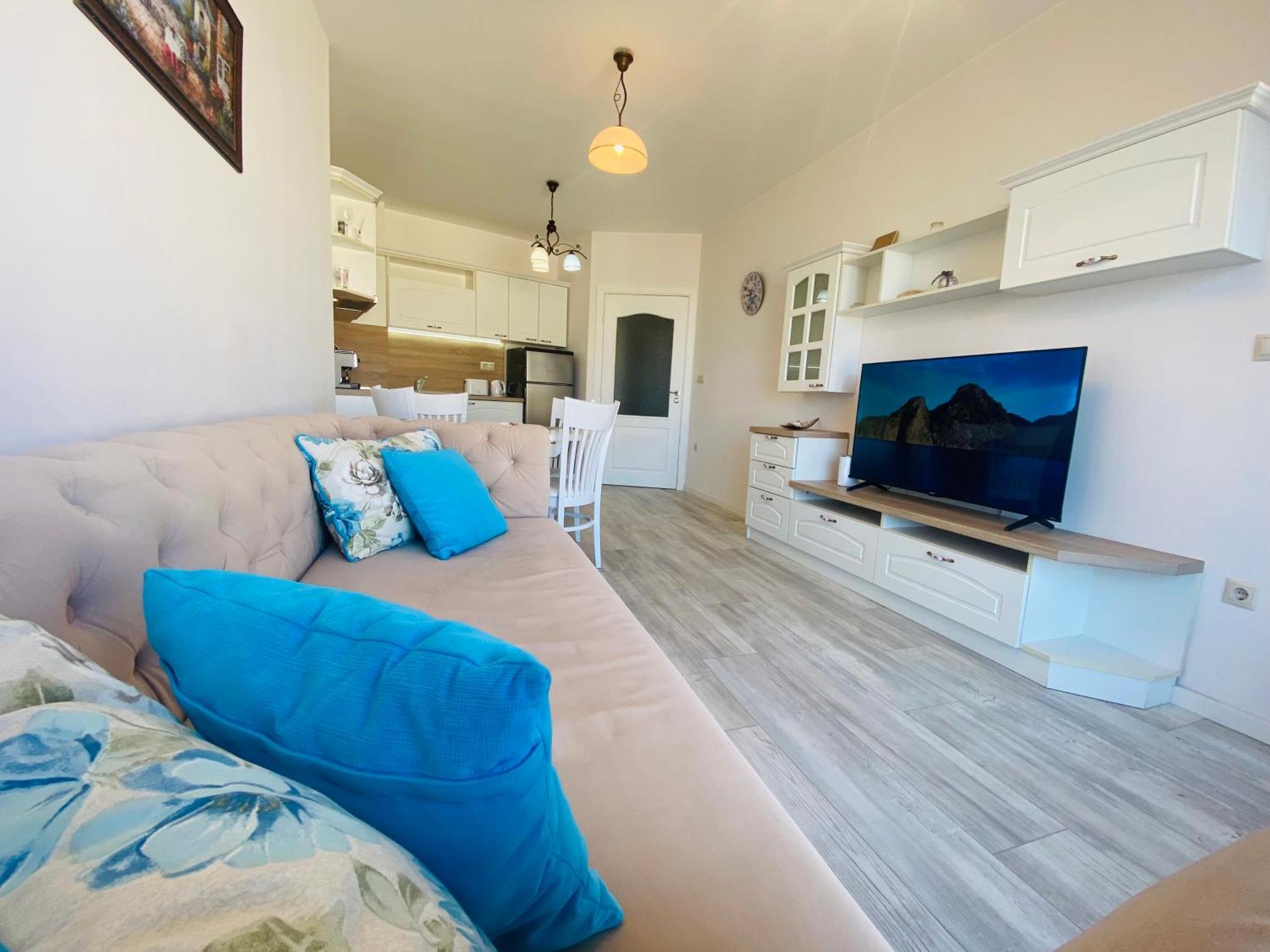 1Bd Ap In La Mer Complex Private Beach And Pool Golden Sands Exteriör bild