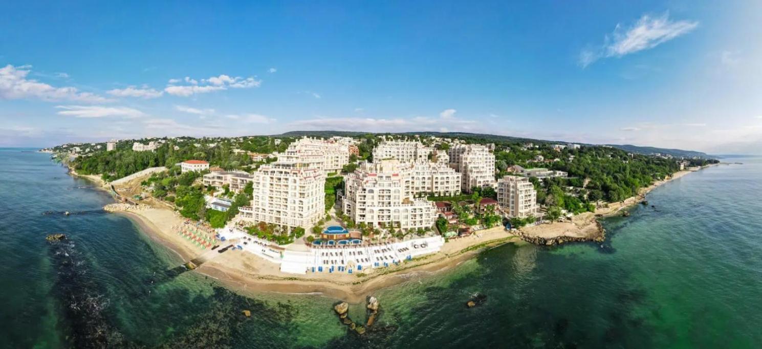 1Bd Ap In La Mer Complex Private Beach And Pool Golden Sands Exteriör bild